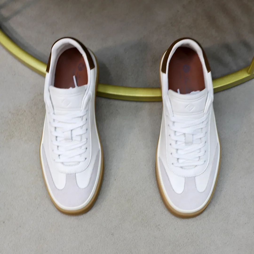Men's Men's Shoes💰540💰••New Products•• LoroPian*_Noyo-Pianya New men's casual moral training sneakers, LP lace-up casual shoes!  Made of original imported soft cowhide and suede fabric, it highlights the sporty style. The heel is decorated with logo embossing and the original molding. The raw rubber translucent sole combined with the color welt adds a sense of modernity to the shoe. The shoe is overall refreshing and easy to match with style. It has a full cowhide lining for the feet. The original box packaging at the counter comes with wooden balls and a dust bag! Size: 38-44 (.45 customized)